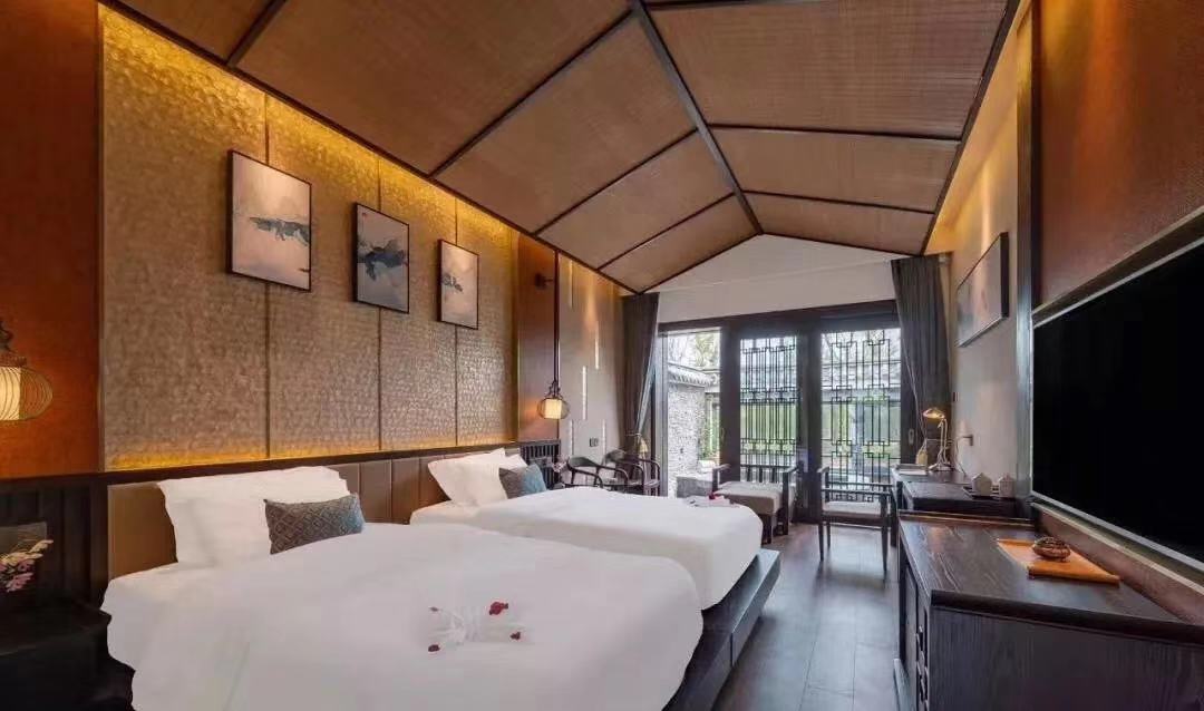 酒店家具,五星级酒店家具,酒店家具定制厂家,酒店家具定制,酒店套房家具