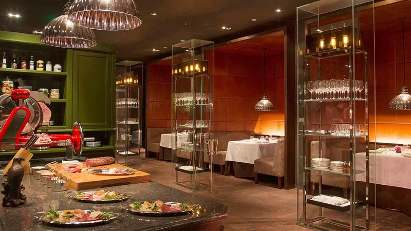 酒店家具,五星级酒店家具,酒店家具定制厂家,酒店家具定制,酒店套房家具