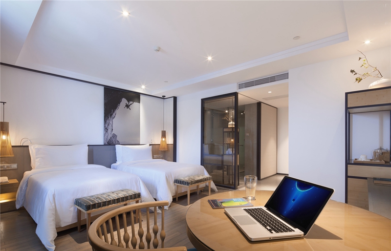 酒店家具定制厂家,酒店家具定制,酒店家具,五星级酒店家具,酒店套房家具