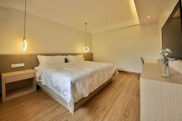 酒店家具,五星级酒店家具,酒店家具定制厂家,酒店家具定制,酒店套房家具,酒店固装家具