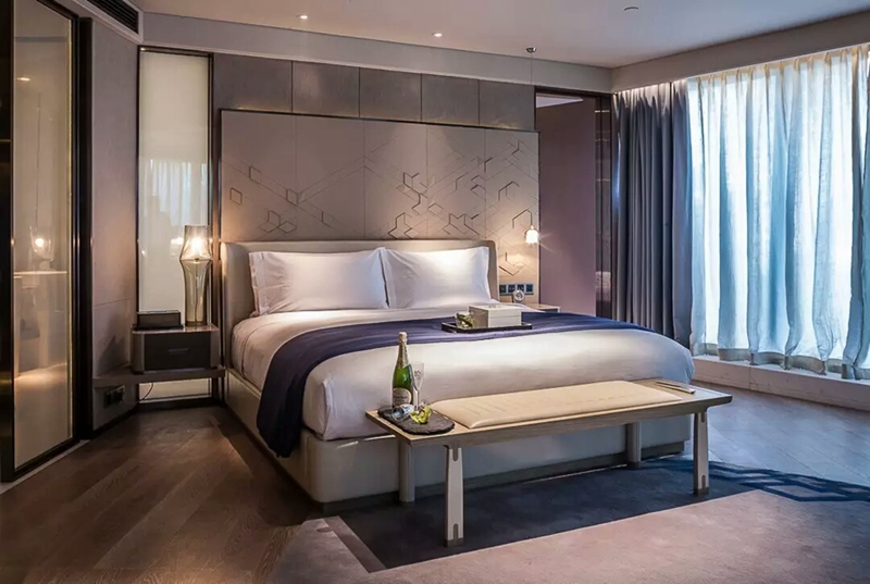 酒店家具,酒店套房家具,五星级酒店家具,酒店家具定制厂家,酒店家具定制,酒店固装家具,酒店家具厂家