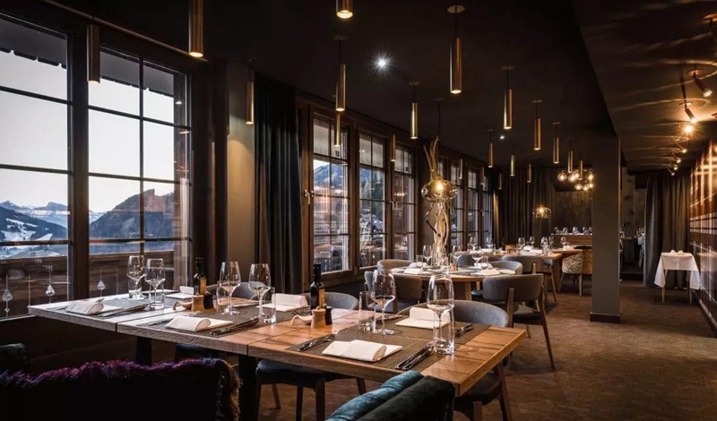 酒店家具,酒店套房家具,五星级酒店家具,酒店家具定制厂家,酒店家具定制,酒店固装家具,酒店家具厂家