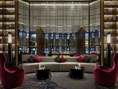 酒店家具-出门旅行，你选择酒店还是宾馆?