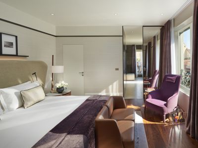 五星级酒店家具-酒店家具讲究三分油漆，七分木工