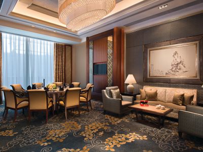 酒店固装家具-定制酒店套房家具衣柜要不要做到顶？