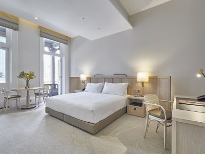 酒店家具厂教你认识高档的板式家具