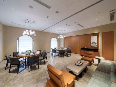 酒店家具小妙招：如何区分硬木家具和软木家具