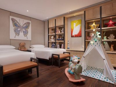 实木家具生产流程的精致艺术